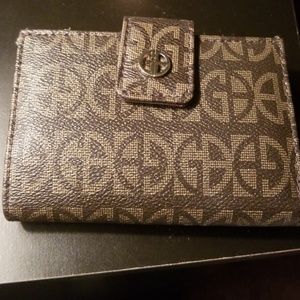 Giani Bernini

Softy Leather Index Wallet